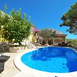 Marin Nyaraló Trogir
