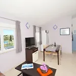 Marin Nyaraló Trogir